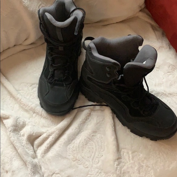 Men’s Columbia Snow boots